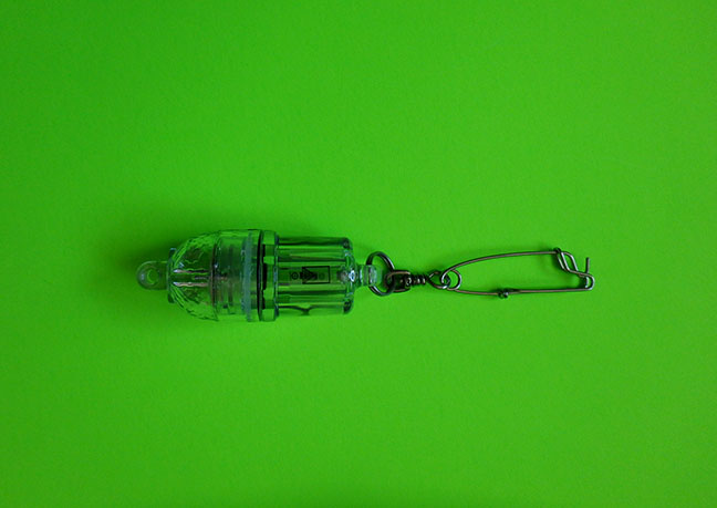 Deep Drop LED Fishing light 2,100 ft Green : : Sports